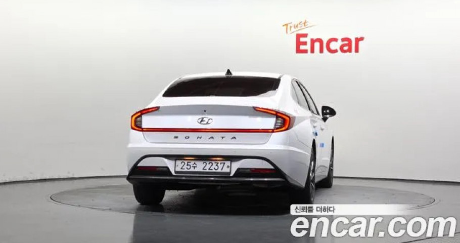 Hyundai Sonata 