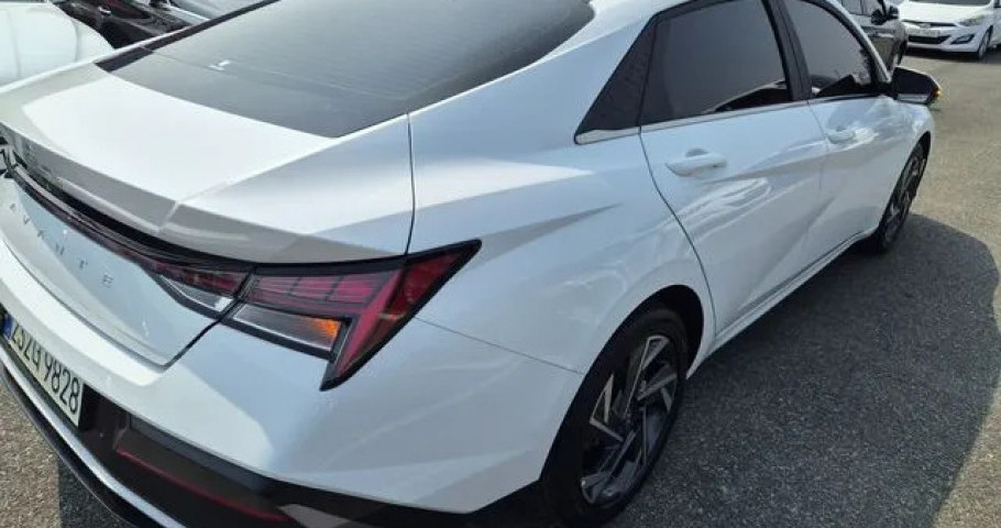 Hyundai Avante (Elantra) 