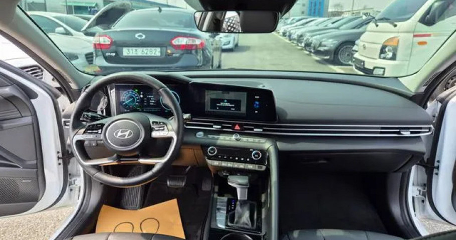 Hyundai Avante (Elantra) 