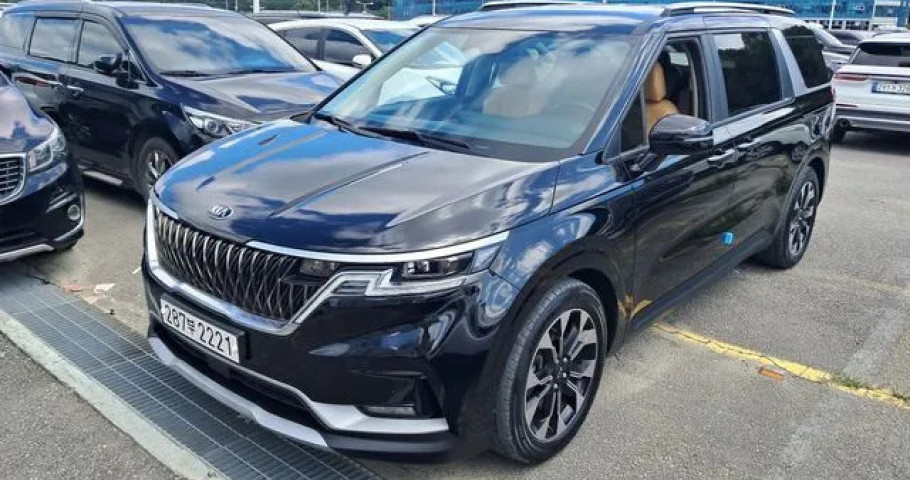 Kia Carnival 
