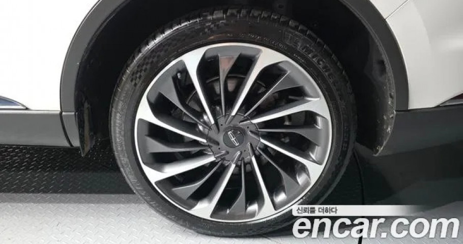 Lincoln Aviator 