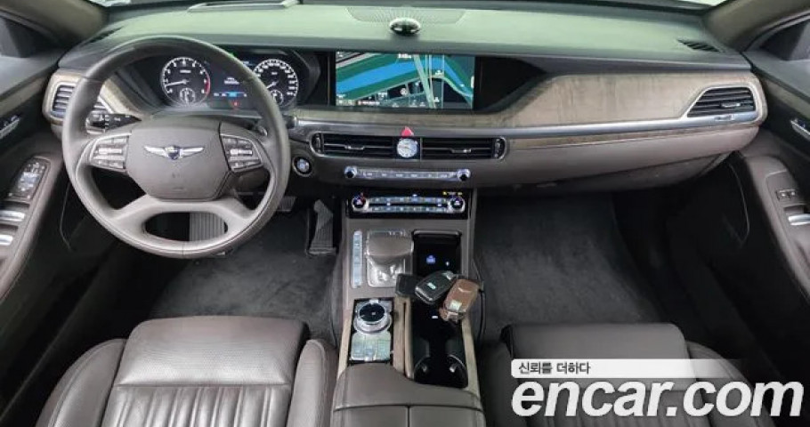 Genesis G90 