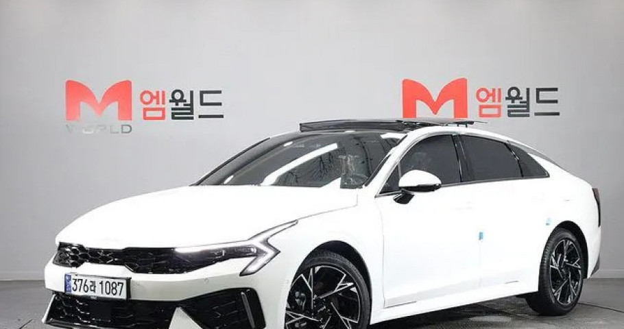 Kia K5 