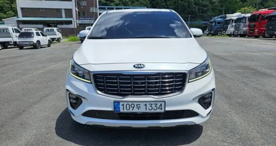 Kia Carnival 