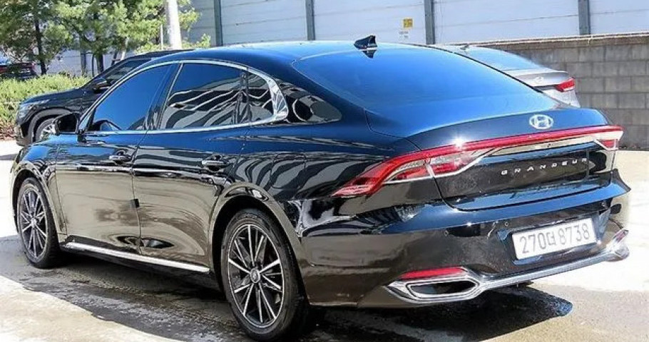Hyundai Grandeur 