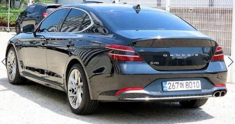 Genesis G70 