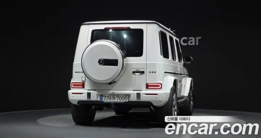 Mercedes-Benz G-Class 