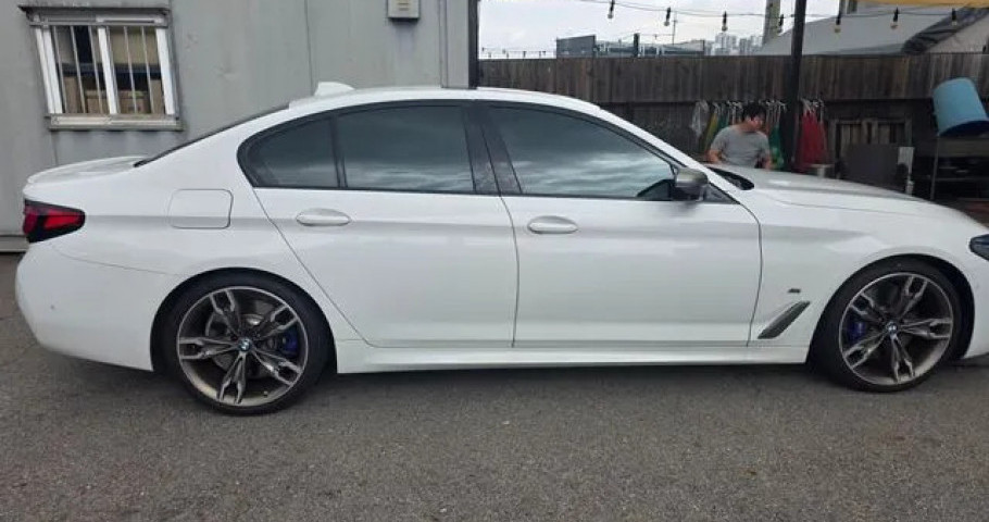 Bmw 5-Series 