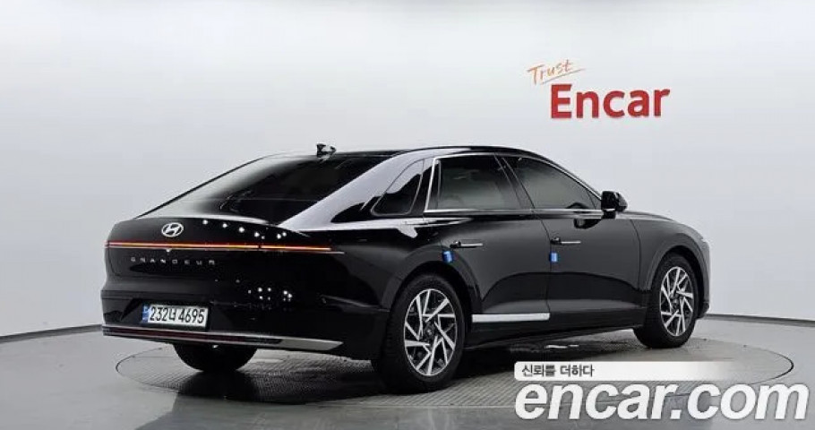 Hyundai Grandeur 