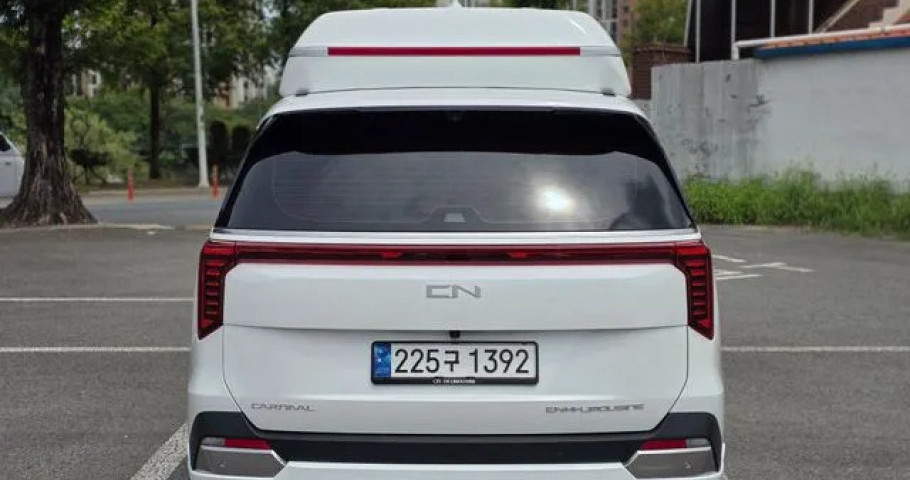 Kia Carnival 