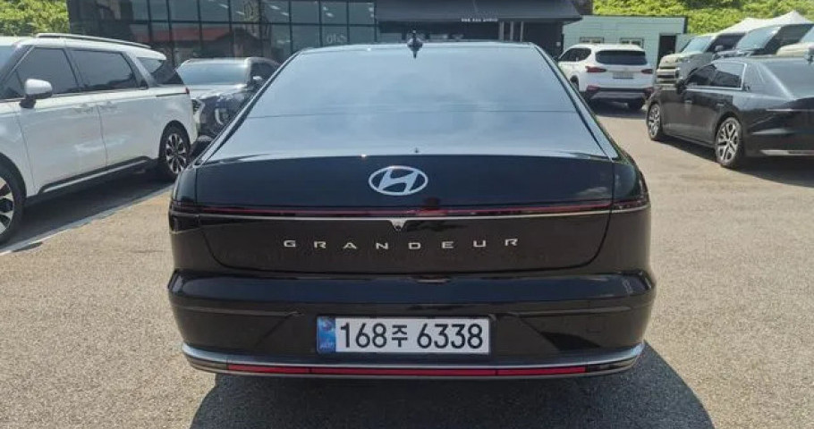 Hyundai Grandeur 