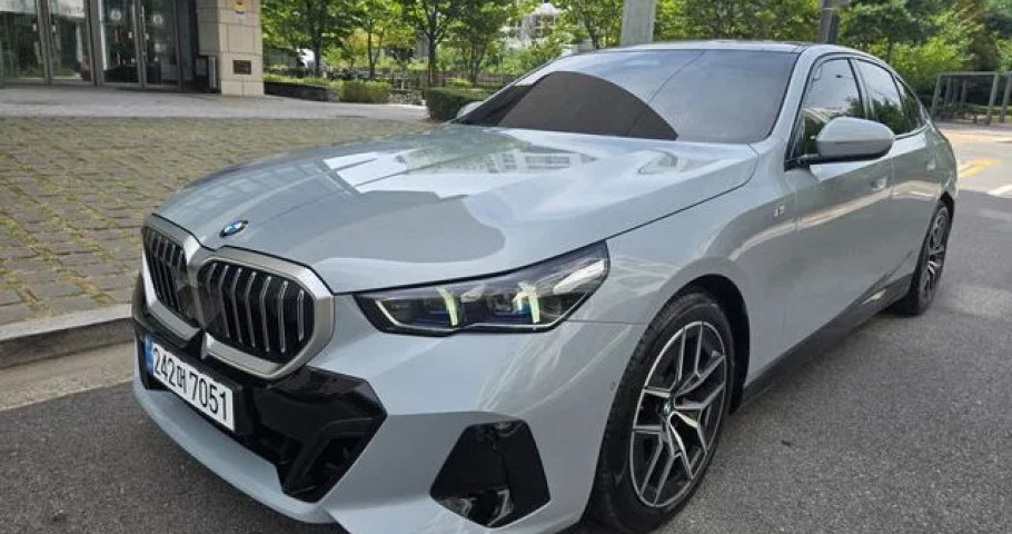 Bmw 5-Series 