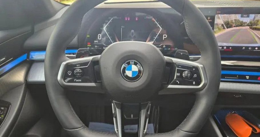 Bmw 5-Series 