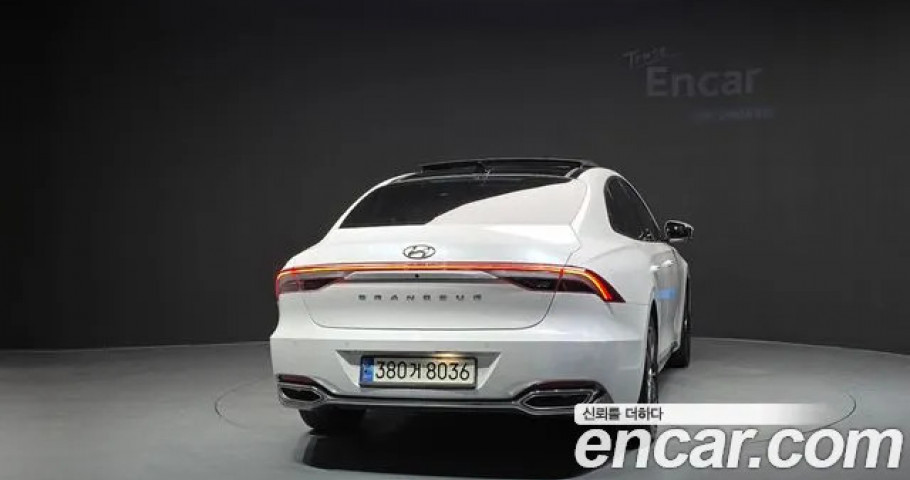 Hyundai Grandeur 