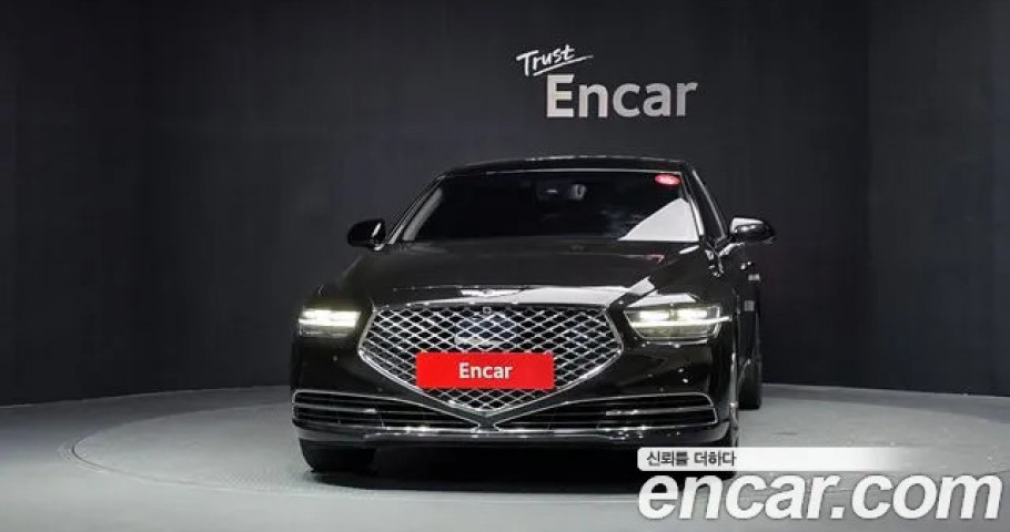 Genesis G90 