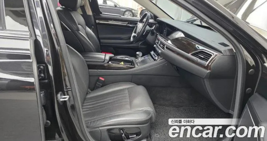 Genesis G90 