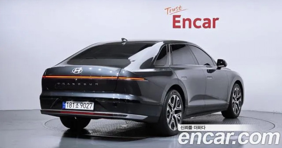 Hyundai Grandeur 