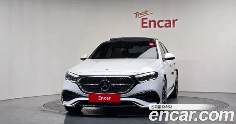 Mercedes-Benz E-Class 