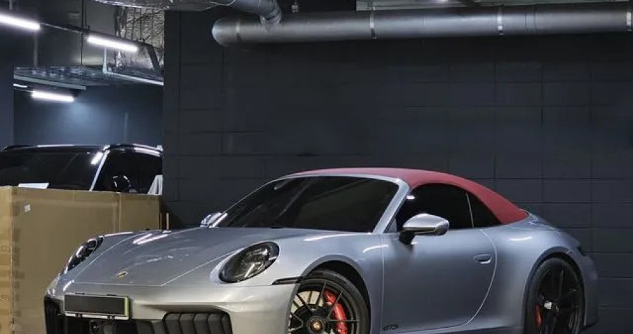 Porsche 911 