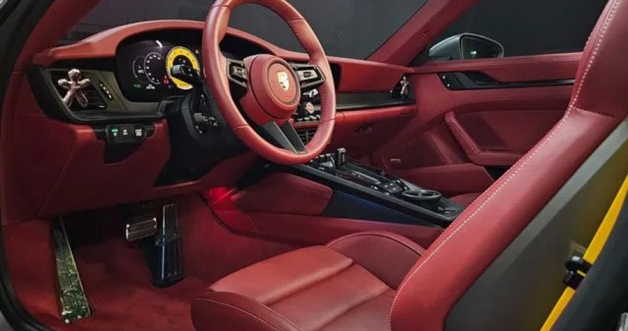 Porsche 911 