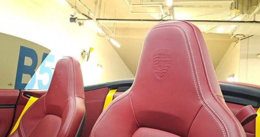 Porsche 911 