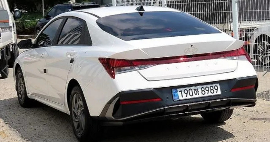 Hyundai Avante (Elantra) 