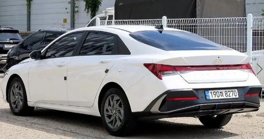 Hyundai Avante (Elantra) 