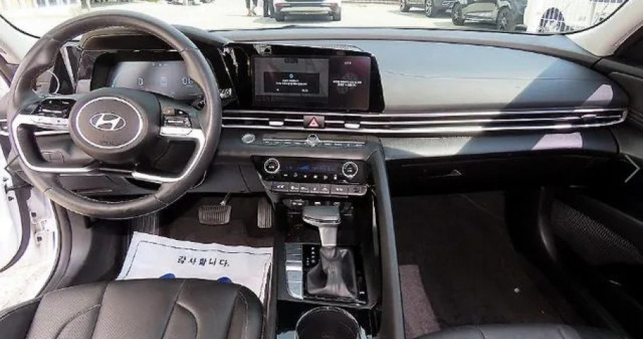 Hyundai Avante (Elantra) 