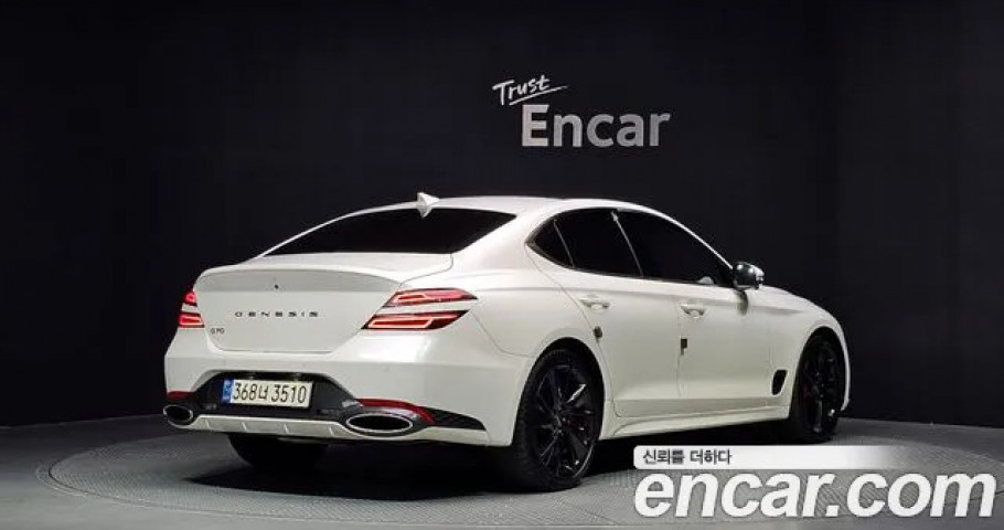 Genesis G70 