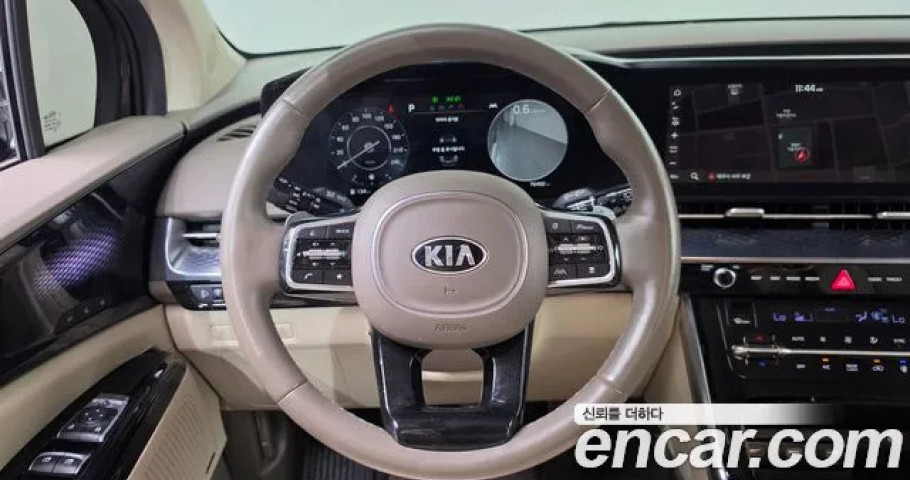 Kia Carnival 