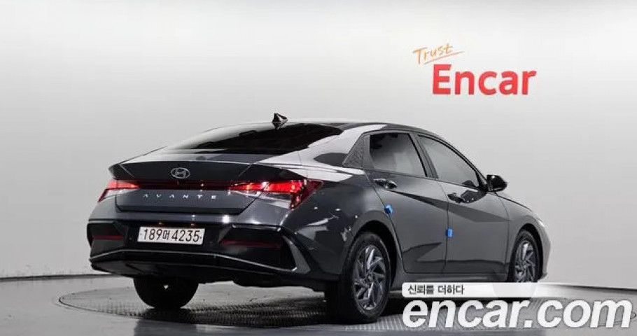 Hyundai Avante (Elantra) 