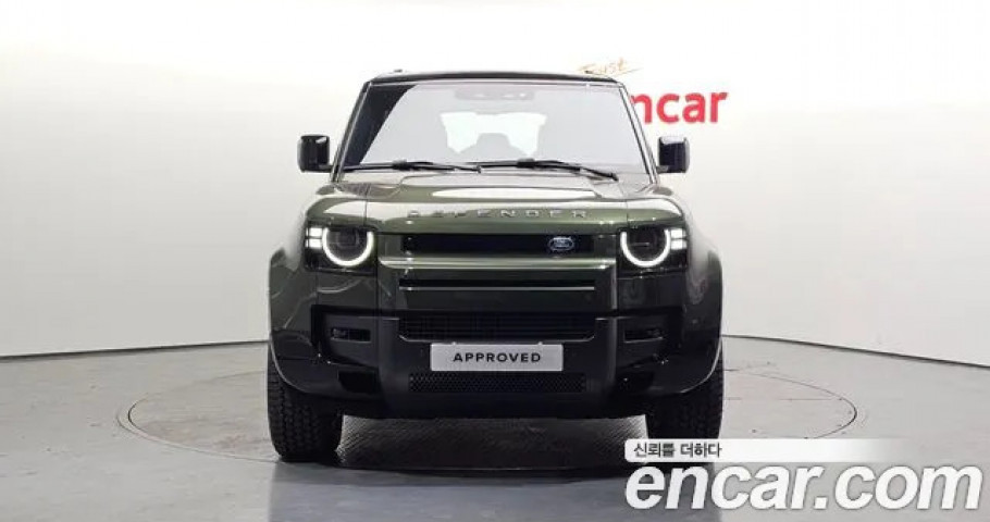 Land Rover Defender 