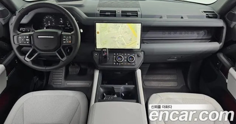 Land Rover Defender 