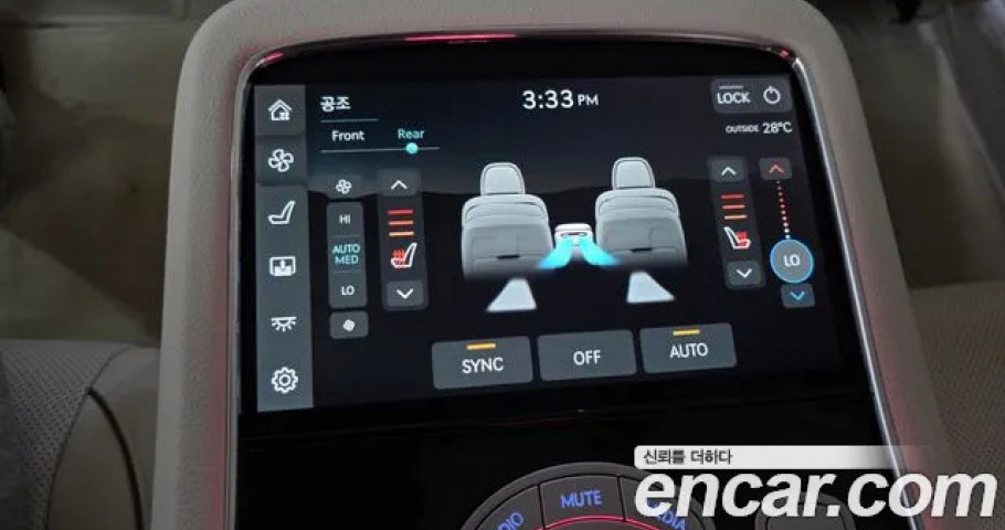 Genesis G90 