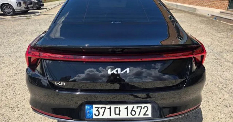 Kia K8 