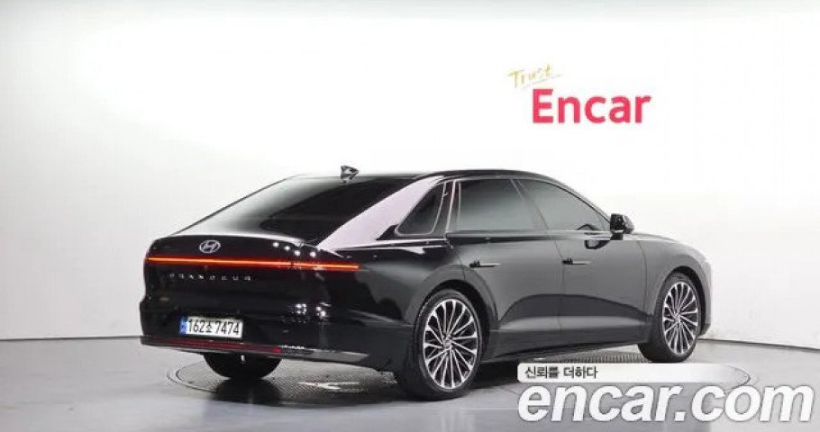 Hyundai Grandeur 