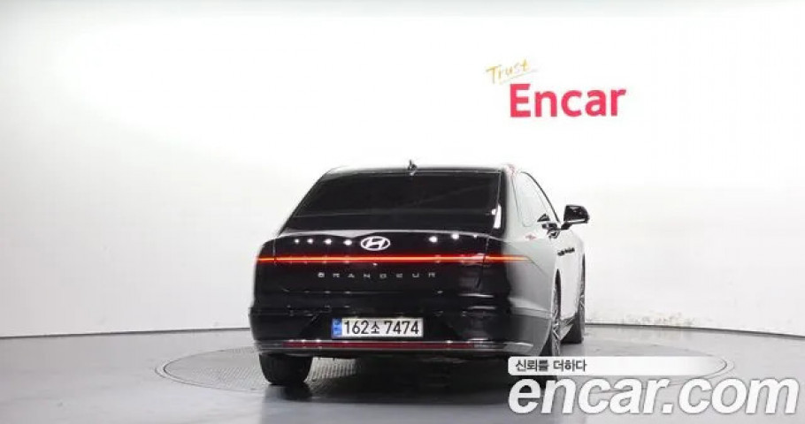 Hyundai Grandeur 