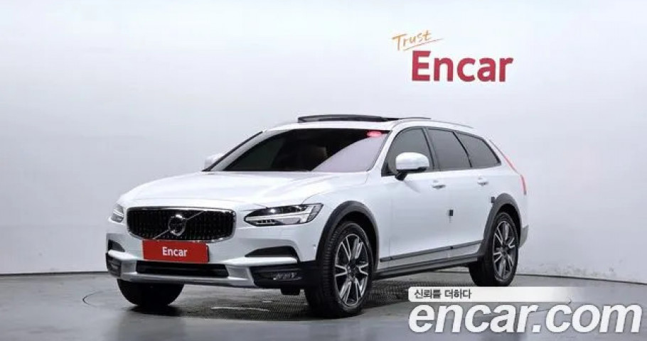 Volvo V90 