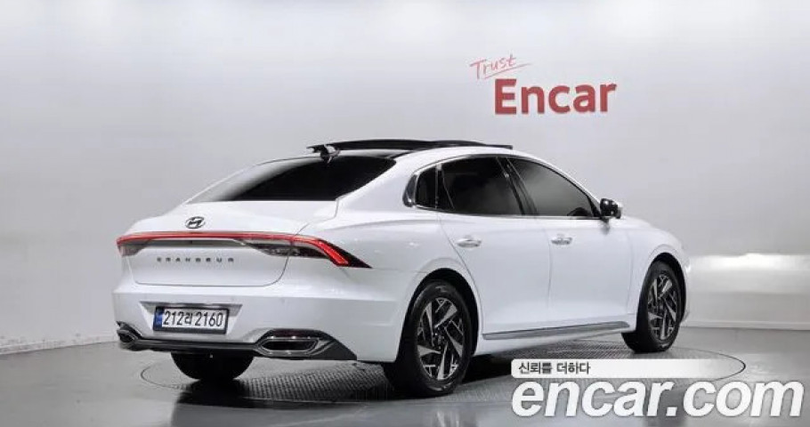 Hyundai Grandeur 