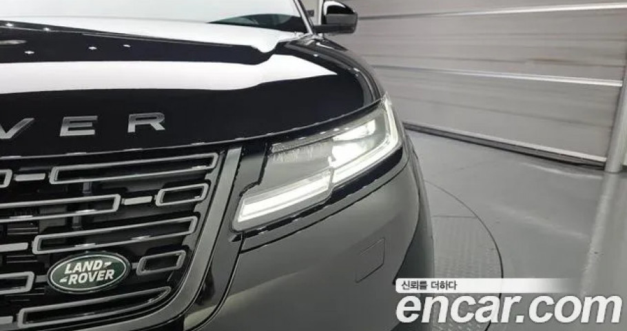 Land Rover Range Rover Velar 