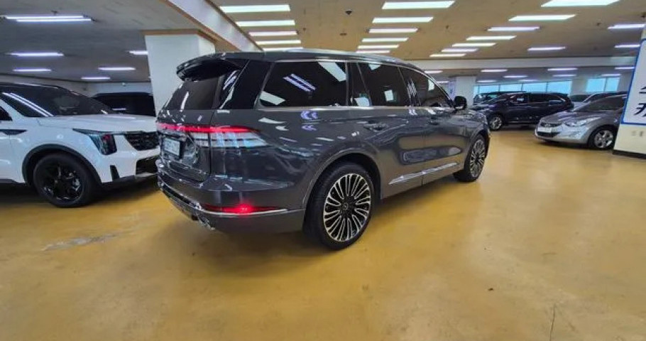 Lincoln Aviator 