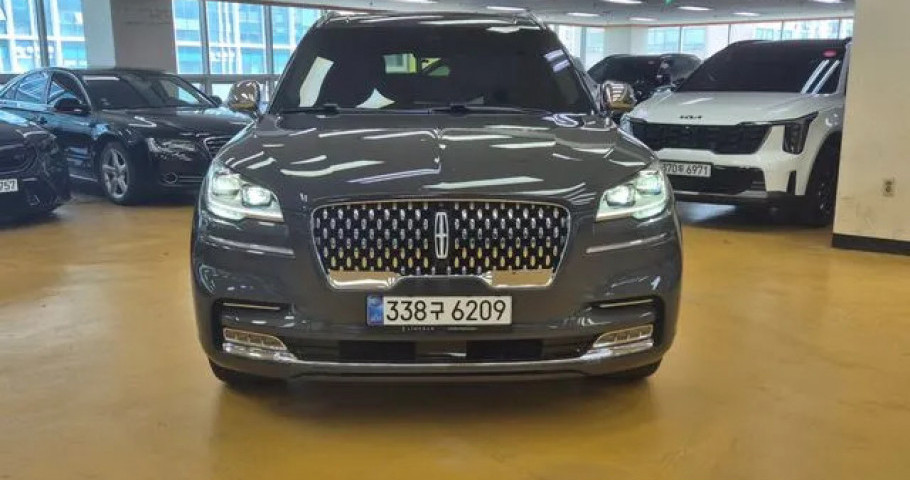 Lincoln Aviator 
