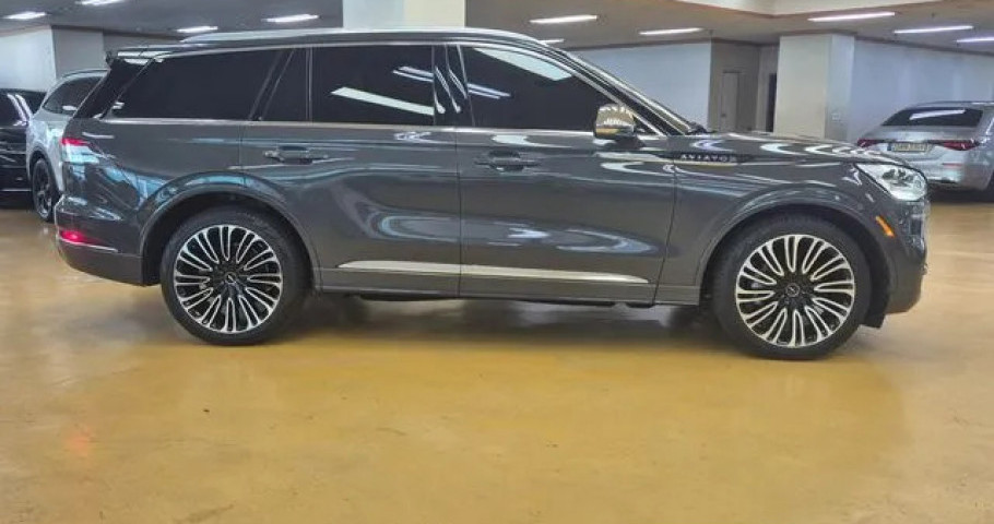 Lincoln Aviator 