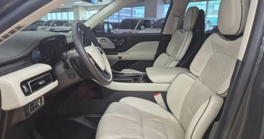 Lincoln Aviator 
