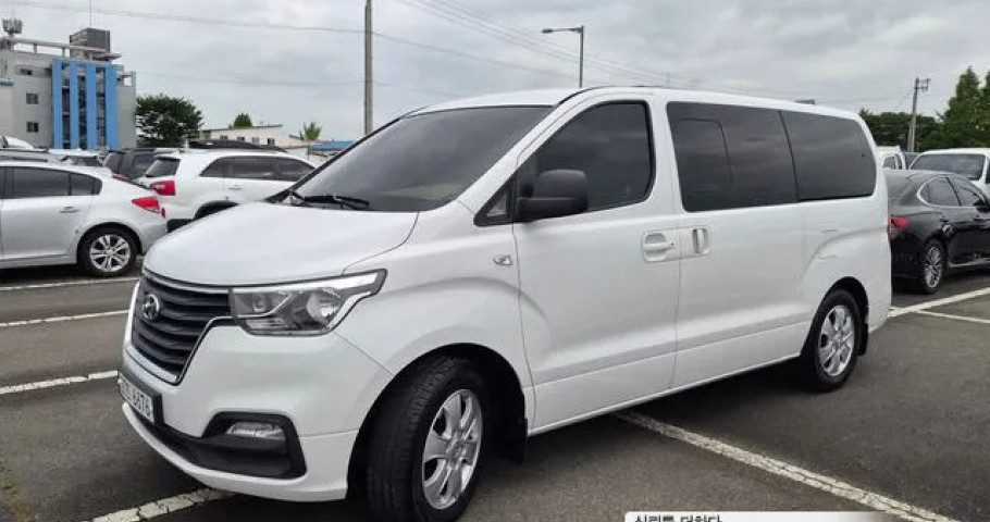 Hyundai Starex 