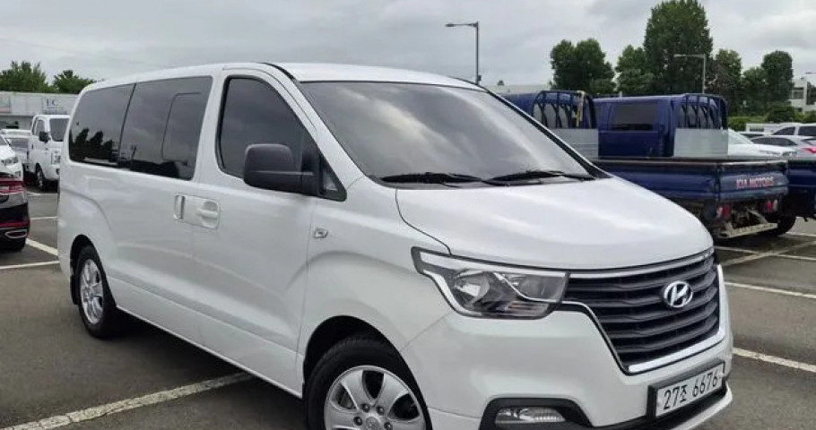 Hyundai Starex 