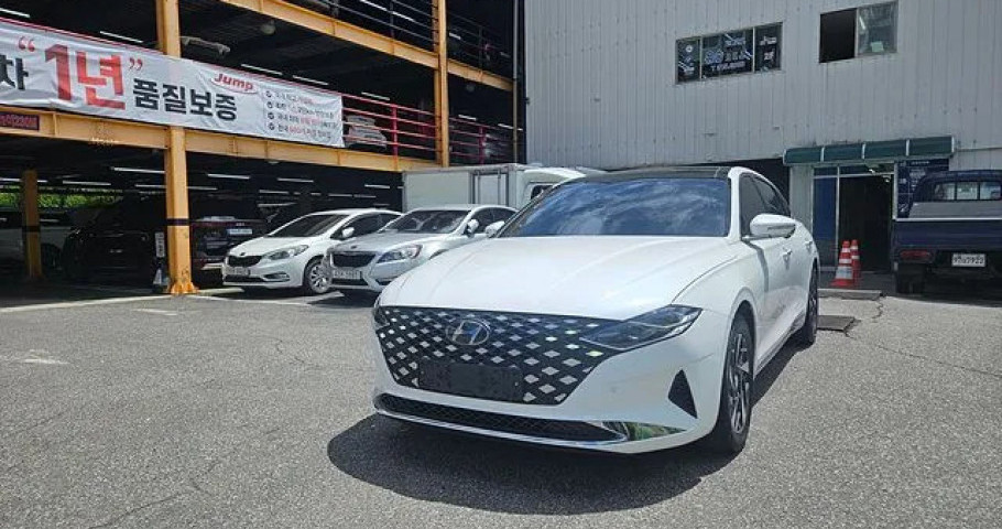 Hyundai Grandeur 