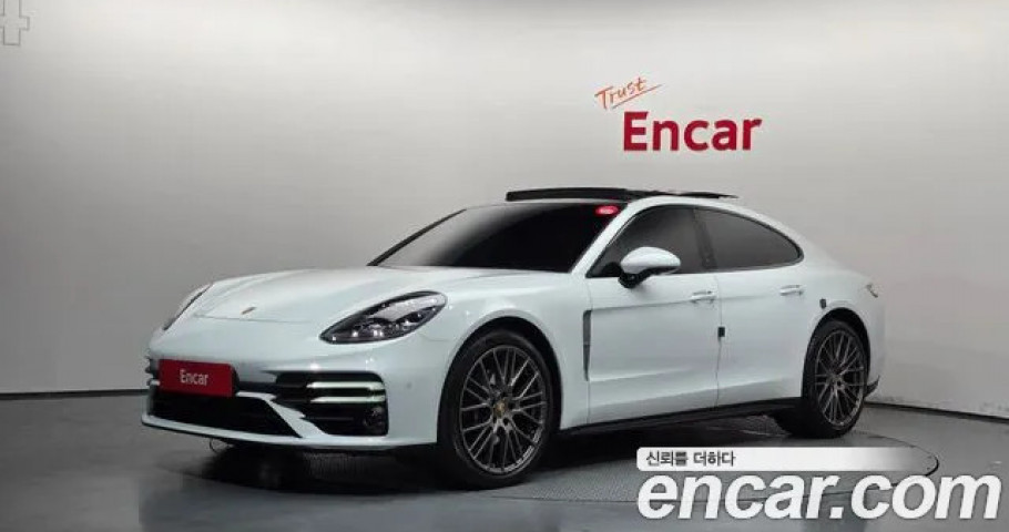 Porsche Panamera 
