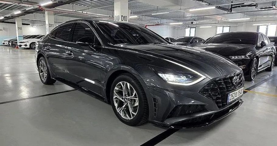 Hyundai Sonata 