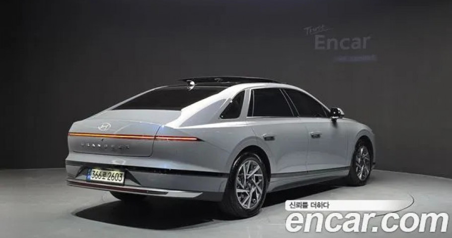 Hyundai Grandeur 